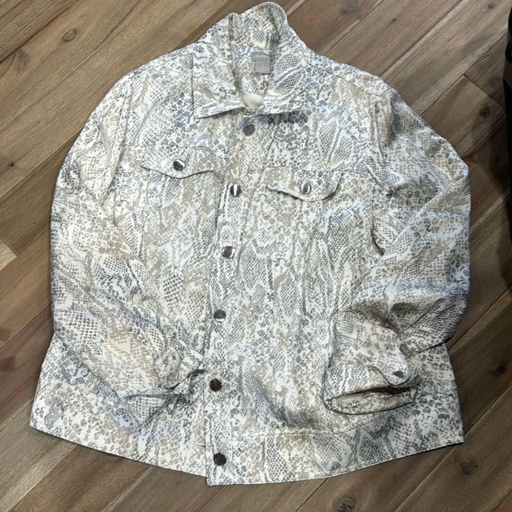 Chicos jacket size 3/16/18